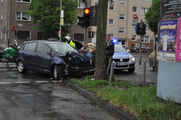 VU nach Verfolgungsfahrt Koeln Poll Siegburgerstr Poll Vingsterstr P08.JPG